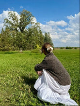 Load image into Gallery viewer, Faux &amp; Behold
